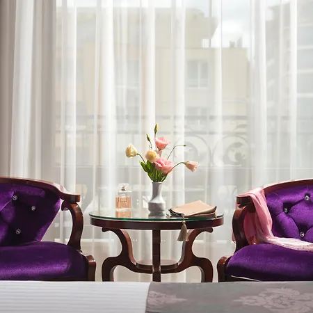 Hotel & Diamant 4*