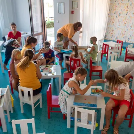 & Diamant فندق 4*