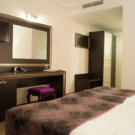 & Diamant 4* ساني بيتش